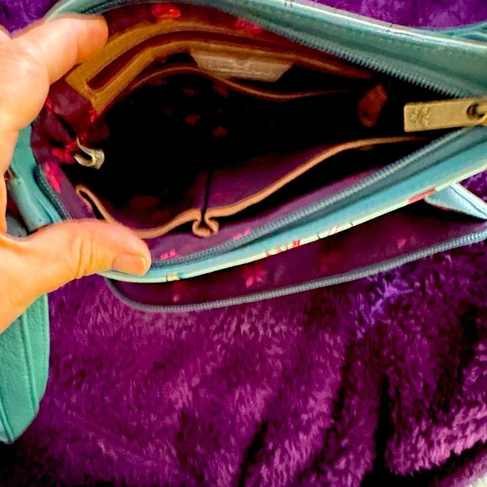 Leather with pockets like new - Picture 4 of 4